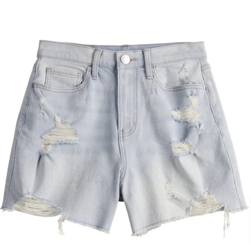 🟤NEW SO Super High Rise 90’s Boyfriend Frayed Shorts in Light Wash Sz 1/25